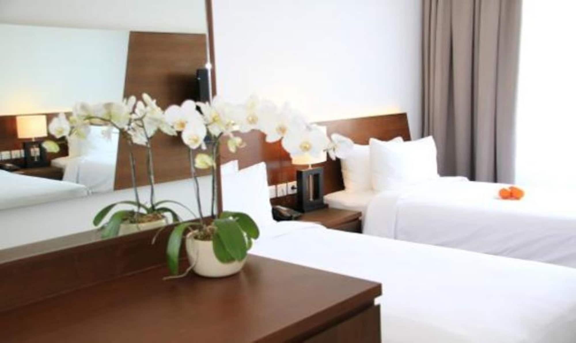 D'Primahotel Tangerang Eksteriør bilde