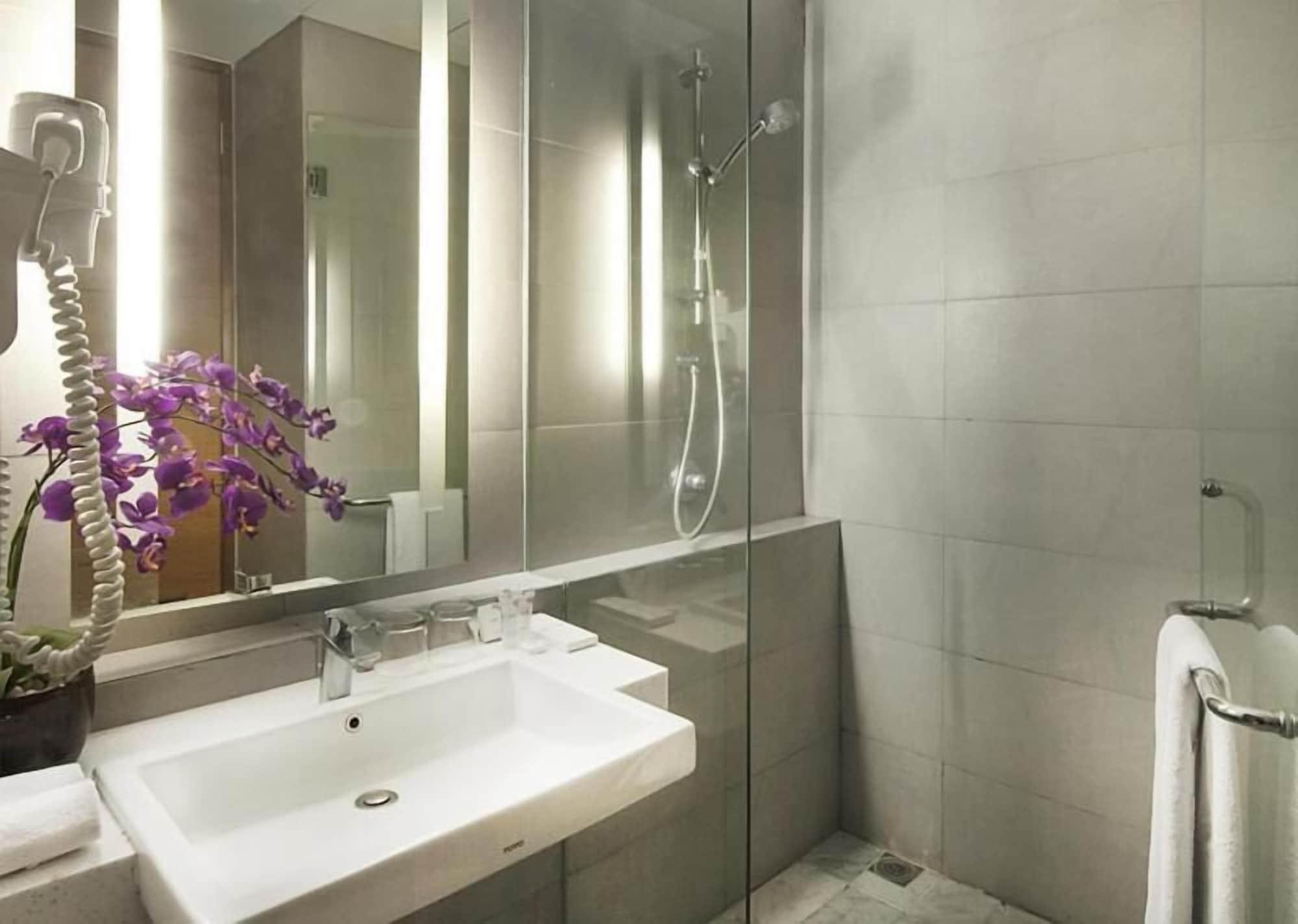 D'Primahotel Tangerang Eksteriør bilde