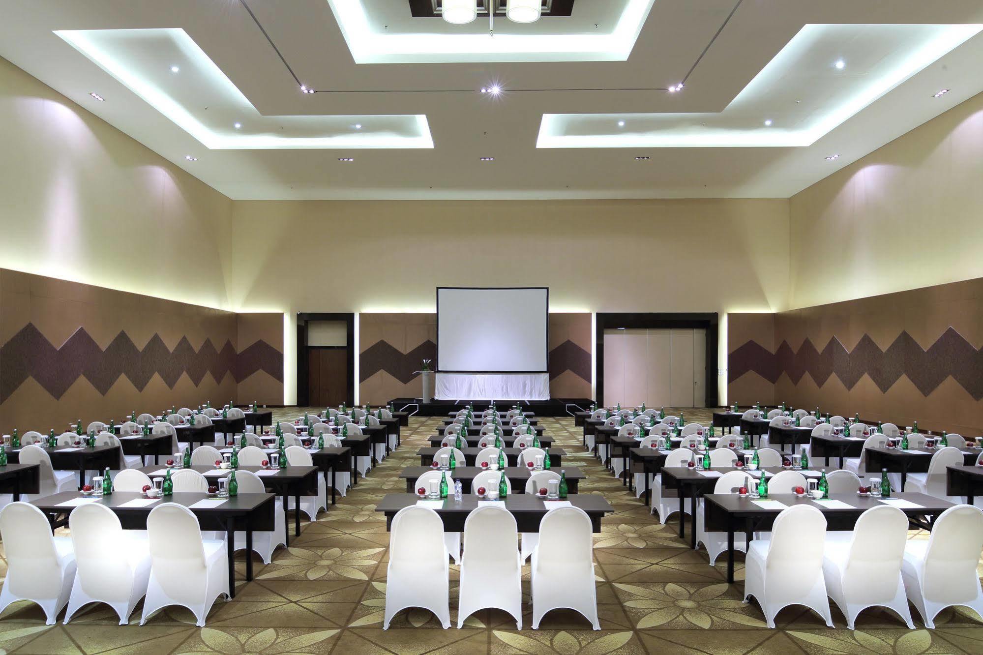 D'Primahotel Tangerang Eksteriør bilde